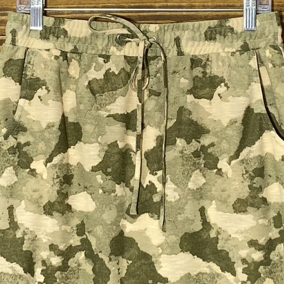 Cato Skirts - Picture 4 of 10